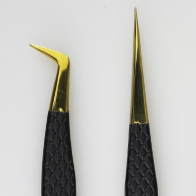 Tweezers